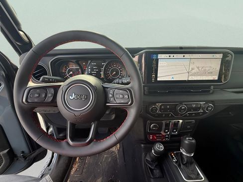 Used 2024 Jeep Wrangler Rubicon AWD/4WD image 14