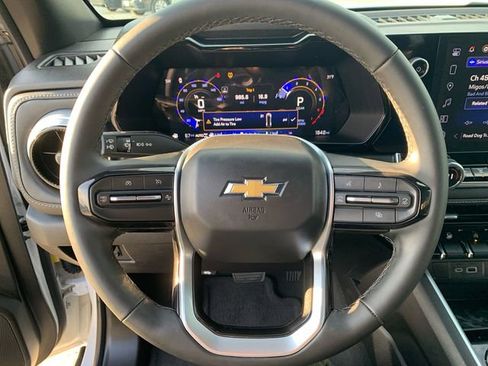 Used 2024 Chevrolet Colorado LT w/ LT Convenience Package image 20