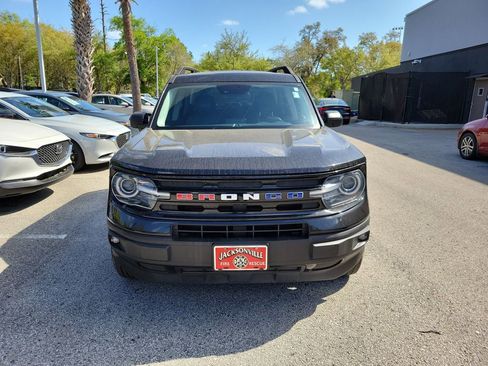 Used 2021 Ford Bronco Sport Outer Banks w/ Outer Banks Package image 2