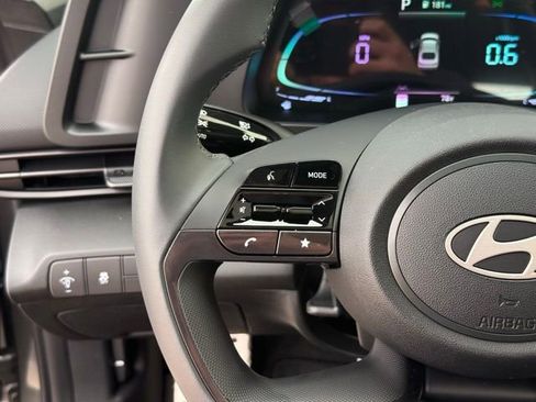 New 2026 Hyundai Elantra SEL Sport Premium FWD image 17