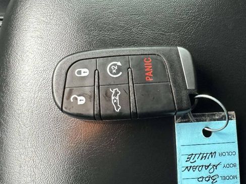 Used 2015 Chrysler 300 S w/ 300S Premium Group RWD image 34