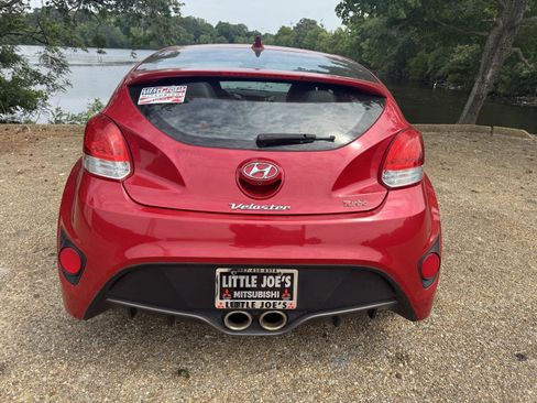 Used 2016 Hyundai Veloster Turbo FWD image 7