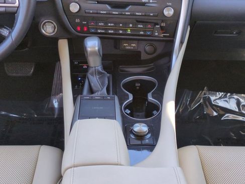 Used 2021 Lexus RX 350 FWD w/ Accessory Package image 18