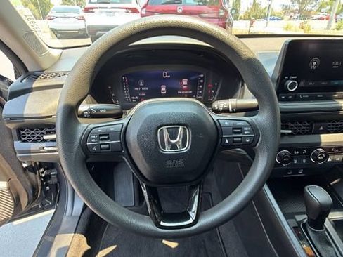 Used 2024 Honda Accord EX image 25