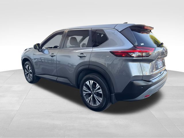 Used 2023 Nissan Rogue SV FWD image 3