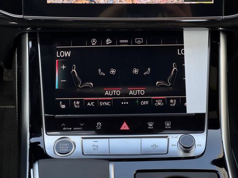 Used 2025 Audi Q7 3.0T Premium Plus image 16