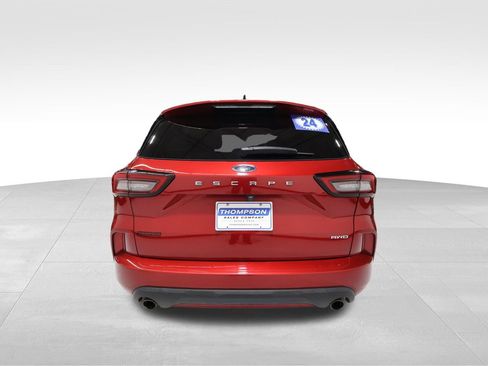 Used 2024 Ford Escape ST-Line image 3