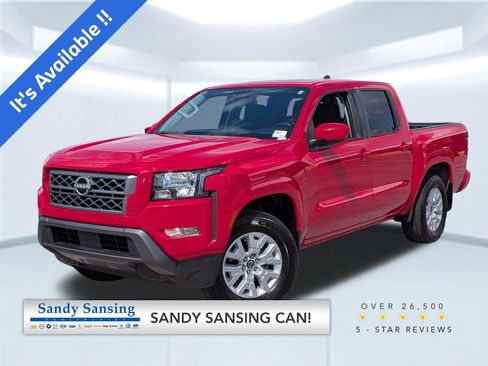 Used 2022 Nissan Frontier SV image 1