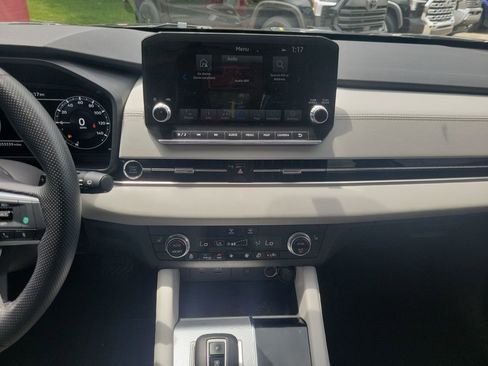 Used 2024 Mitsubishi Outlander SEL FWD image 25