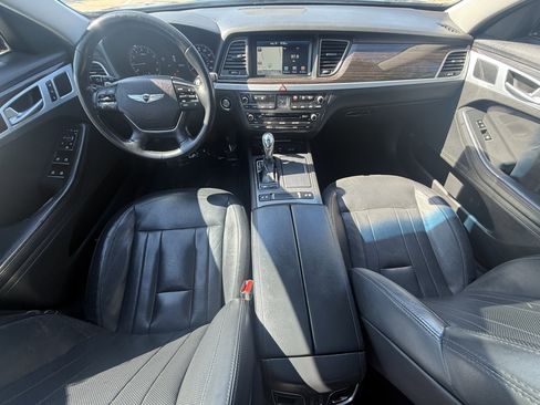 Used 2015 Hyundai Genesis 3.8 w/ Option Group 02 image 11