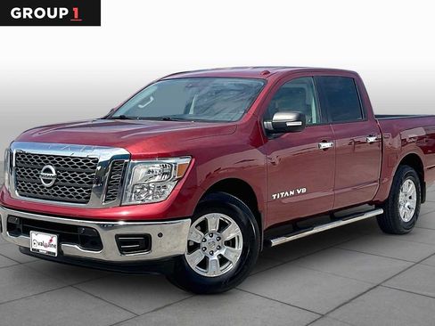 Used 2018 Nissan Titan SV w/ SV Convenience Package RWD image 1