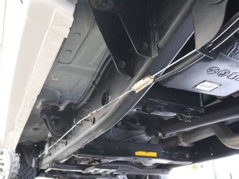 Used 2005 Chevrolet Silverado 2500 LS w/ Heavy-Duty Power Package image 28