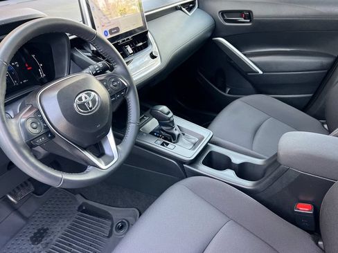 Certified 2026 Toyota Corolla Cross LE w/ Moonroof Package FWD image 13