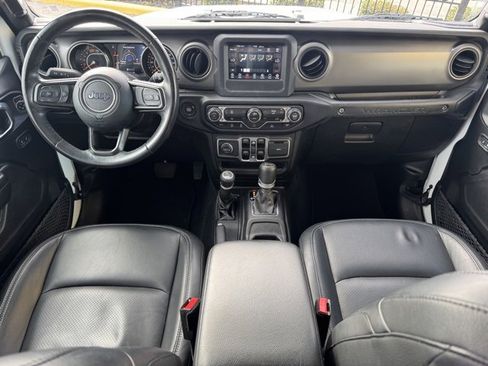Used 2021 Jeep Wrangler Unlimited Sport image 15