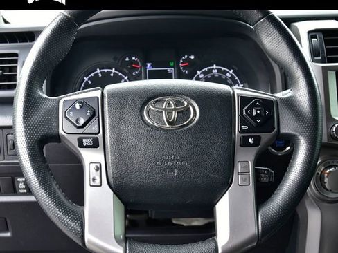 Used 2021 Toyota 4Runner SR5 image 17