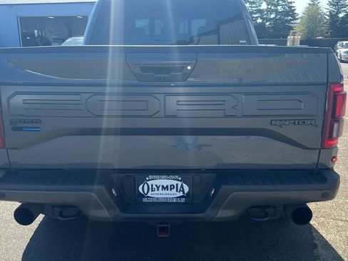 Used 2018 Ford F150 Raptor w/ Equipment Group 802A Luxury AWD/4WD image 11