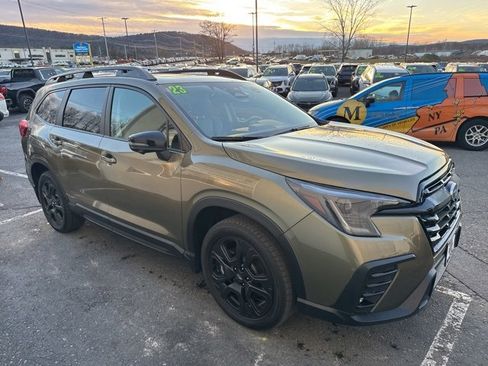 Used 2023 Subaru Ascent Onyx Edition Limited image 6