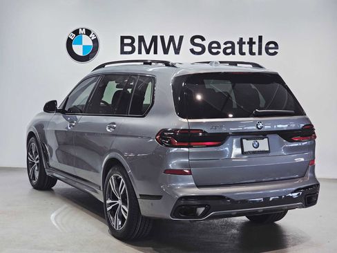 Used 2024 BMW X7 xDrive40i w/ M Sport Package image 4