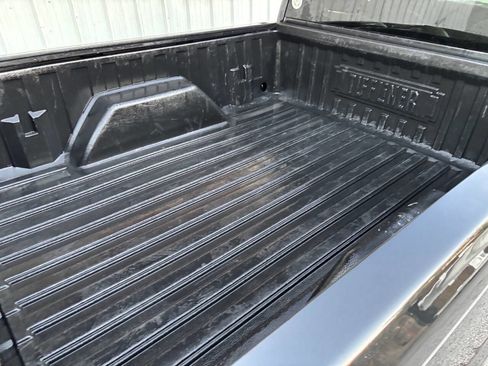 Used 2004 Chevrolet Silverado 1500 2WD Regular Cab image 14