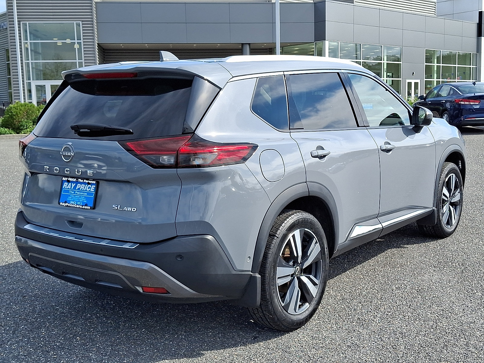 Used 2023 Nissan Rogue SL w/ SL Premium Package AWD/4WD image 7