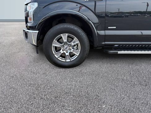 Used 2017 Ford F150 Lariat w/ Equipment Group 502A Luxury AWD/4WD image 12