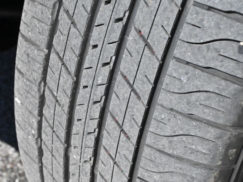 Used 2026 Lexus GX 550 w/ Accessory Package (2T) image 28