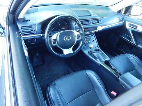 Used 2012 Lexus CT 200h Premium w/ Leather Pkg image 16