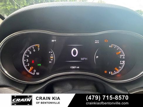 Used 2015 Jeep Grand Cherokee Laredo w/ Quick Order Package 23E RWD image 25