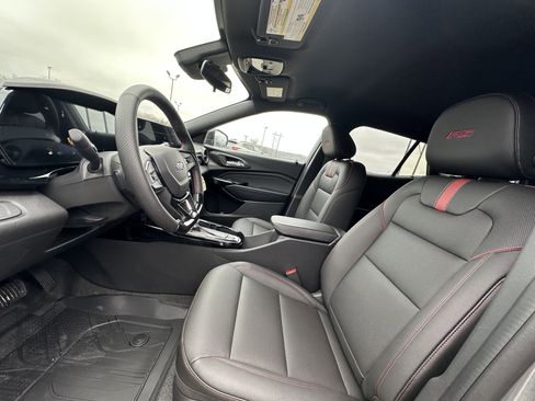 New 2026 Chevrolet Trax RS w/ Driver Confidence Package image 12