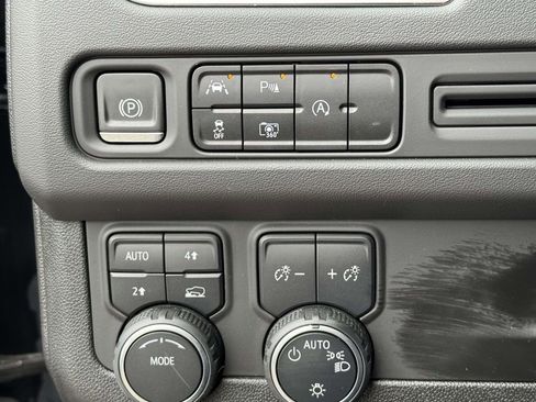 Used 2023 Chevrolet Tahoe RST w/ Luxury Package AWD/4WD image 23