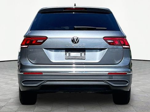 Used 2024 Volkswagen Tiguan SE FWD image 6