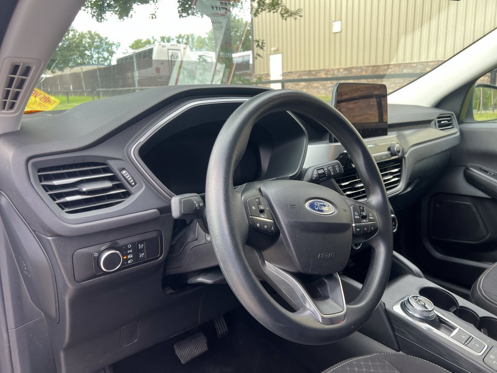 Used 2025 Ford Escape Active FWD image 11