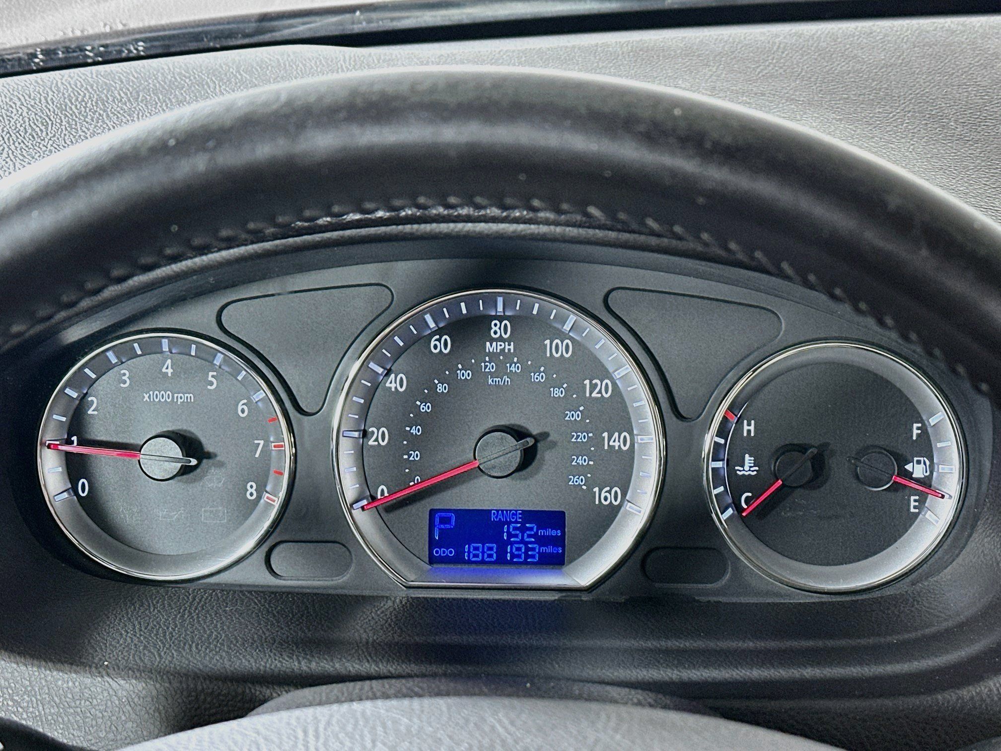 Used 2009 Hyundai Sonata Limited FWD image 12