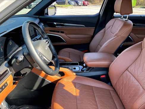 Used 2025 Kia Telluride EX X-Line image 8
