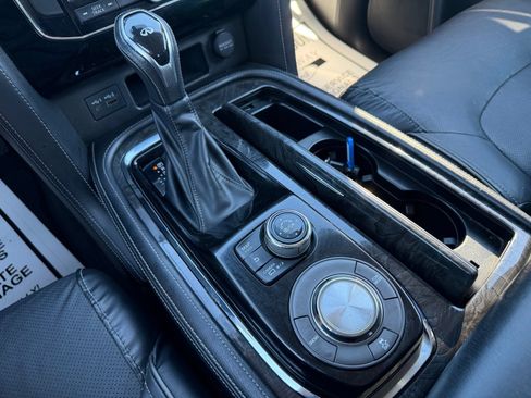 Used 2020 INFINITI QX80 Luxe w/ Proassist Package RWD image 25