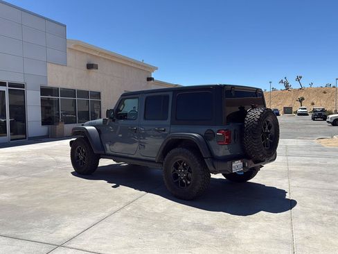 Used 2024 Jeep Wrangler Unlimited AWD/4WD image 5