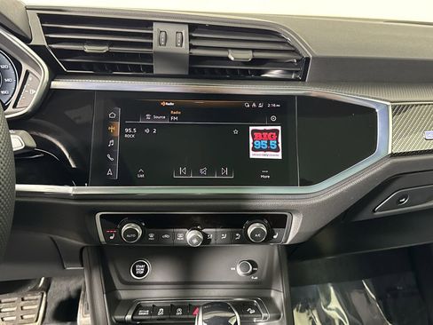 Used 2025 Audi Q3 2.0T Premium Plus w/ Premium Plus Package image 11