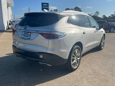 Used 2022 Buick Enclave Premium FWD image 4