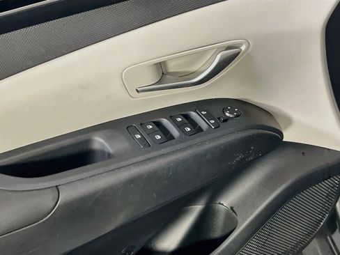 Used 2023 Hyundai Tucson SE AWD/4WD image 17
