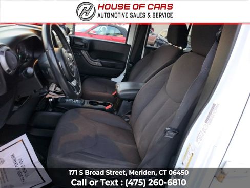 Used 2014 Jeep Wrangler Unlimited Sport w/ Quick Order Package 24S AWD/4WD image 33