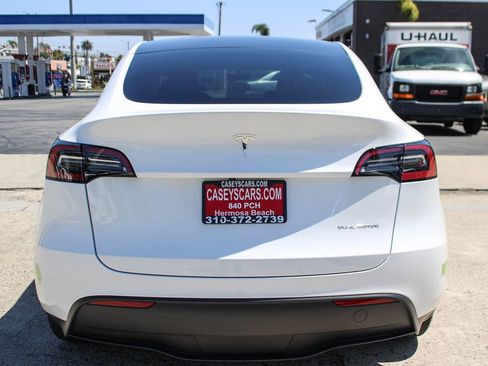 Used 2023 Tesla Model Y Long Range AWD/4WD image 4