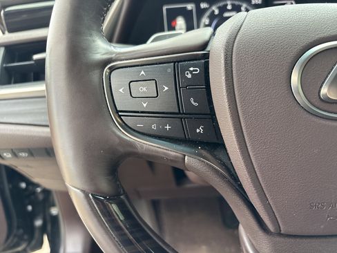 Certified 2019 Lexus ES 350 Luxury image 19