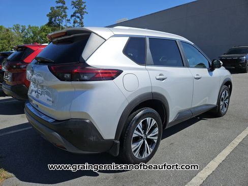 Used 2023 Nissan Rogue SV w/ SV Premium Package AWD/4WD image 10