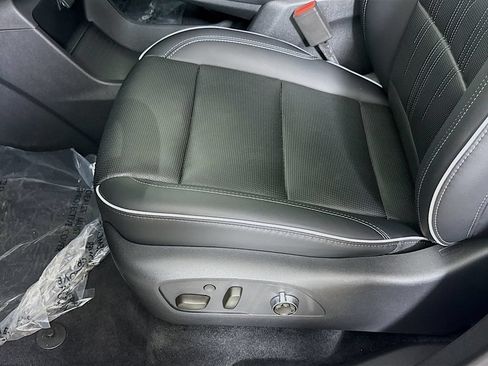 Used 2025 Buick Enclave Avenir w/ Super Cruise Package FWD image 20