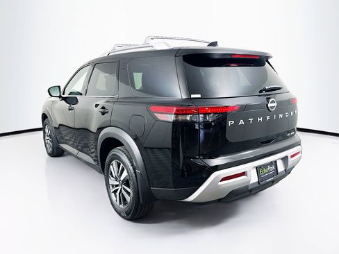 Used 2025 Nissan Pathfinder SL w/ Cargo Package AWD/4WD image 5