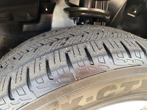Used 2019 Jeep Compass Latitude w/ Cold Weather Group AWD/4WD image 27