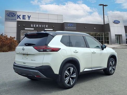 Used 2023 Nissan Rogue SL w/ SL Premium Package AWD/4WD image 5