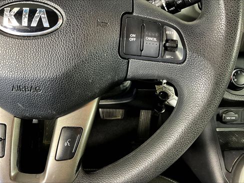 Used 2014 Kia Sportage LX FWD image 11