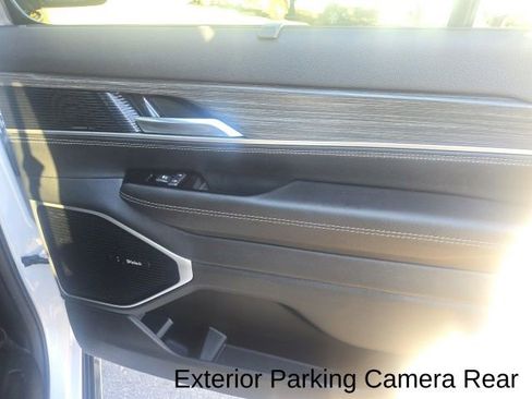 Used 2023 Jeep Wagoneer Series III w/ Convenience Group I image 33