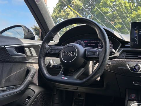 Used 2020 Audi S4 Premium Plus w/ Premium Plus Package AWD/4WD image 23